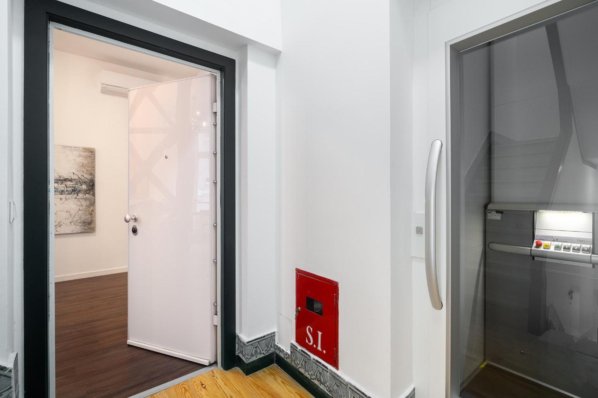 Whome Escape Exclusive Downtown Building For Rent *